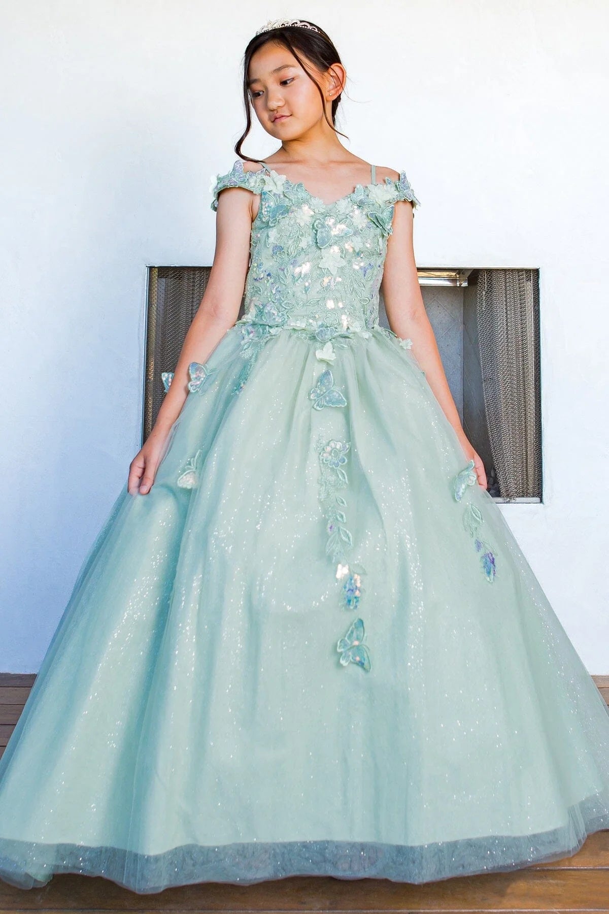 Girls Butterfly Cape Sleeve Gown STYLE NO : 8075