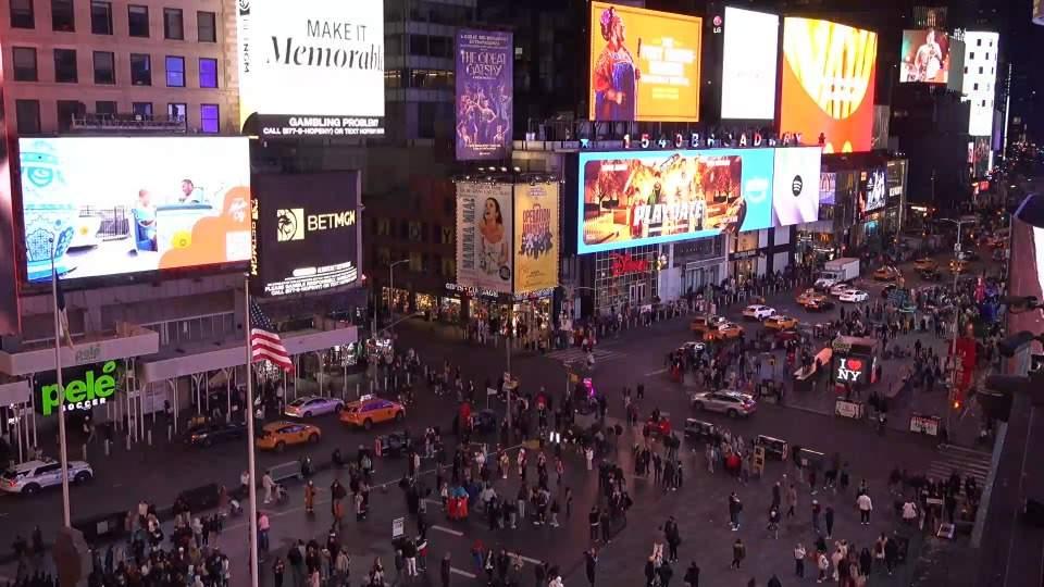 MODEL OF THE YEAR CALENDAR 2026 & TIME SQUARE BILLBOARD COMPLEMENTARY FEATURING -    DEC 31ST 2025.  FOR MODELS ALL AGES